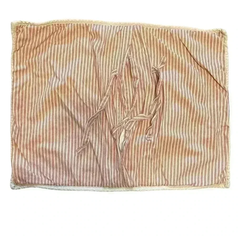 Pottery Barn Rustic Country Farmhouse Quilted Set of‎ 2 Standard Pillow Cases